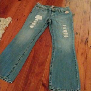 American Ray Cie Women Bell Bottom Patch Disrtress Jeans Size 11